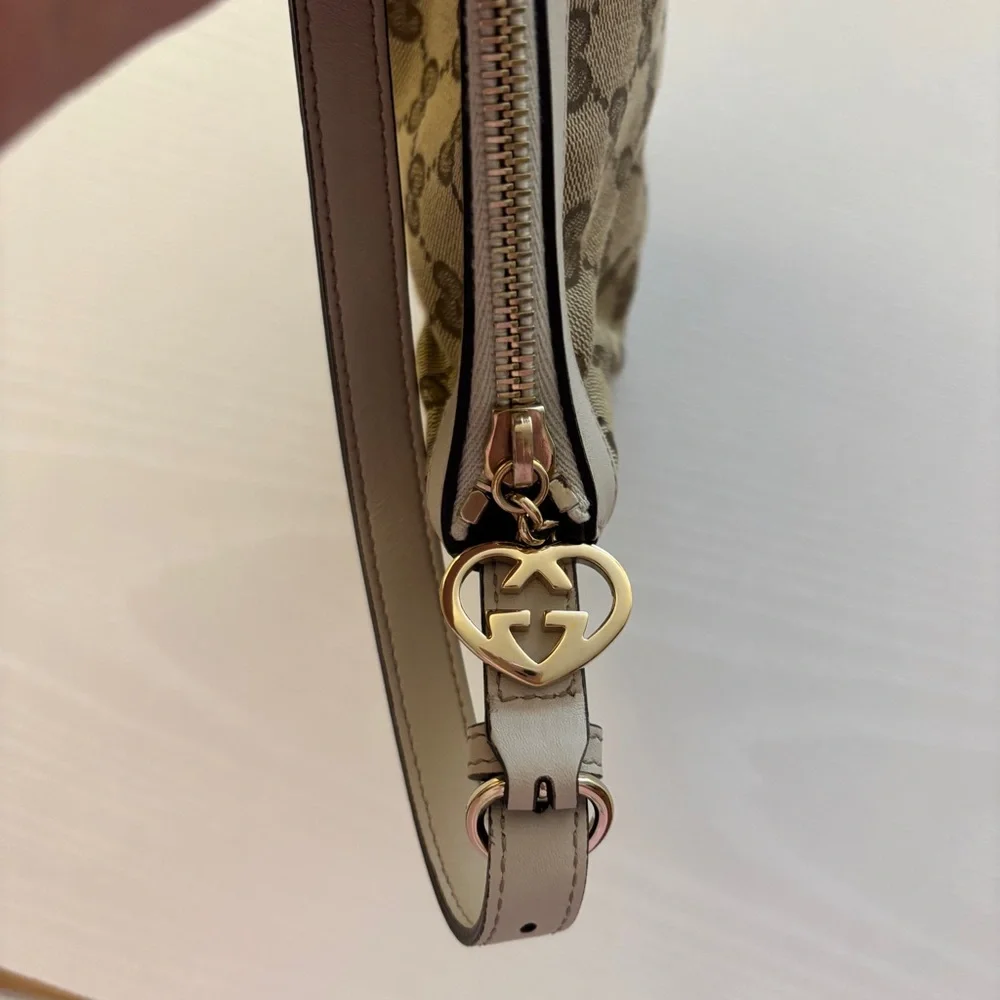 Gucci Beige Brown GG Canvas Shoulder Bag with Ivory Trim - Picture 6 of 11